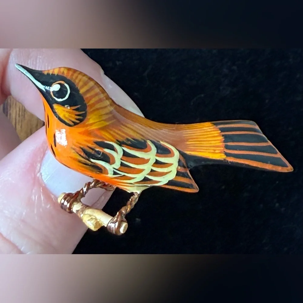Vintage Takahashi Style Carved Wood Hand Painted Brooch Pin Bird